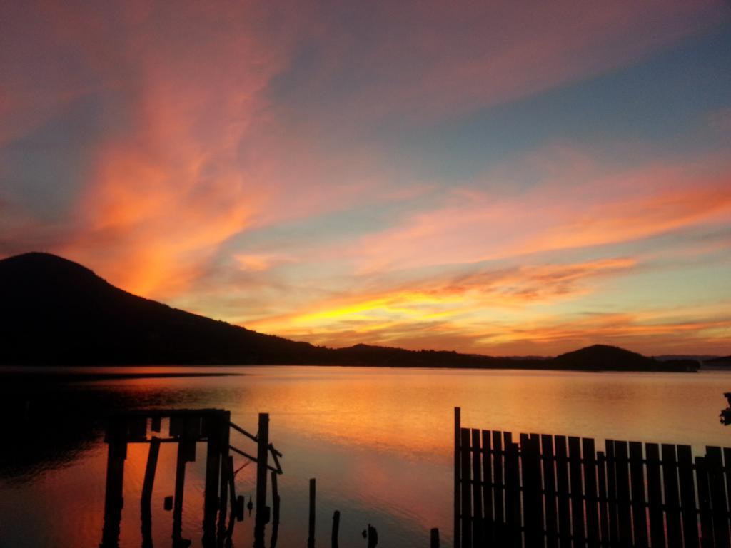 Lake Place Glenhaven